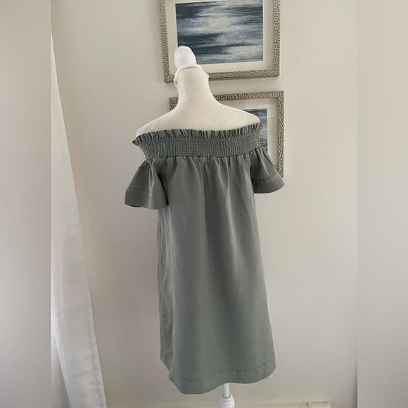 Vineyard Vines olive green dress XS - Picture 3 of 7